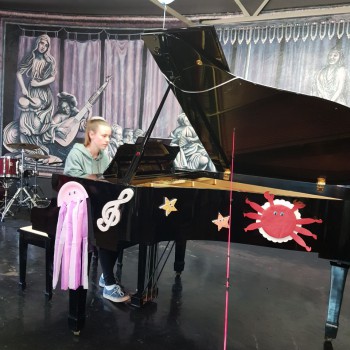 UnderSea_WhatsApp Image 2018-05-07 at 11.03.03(1)