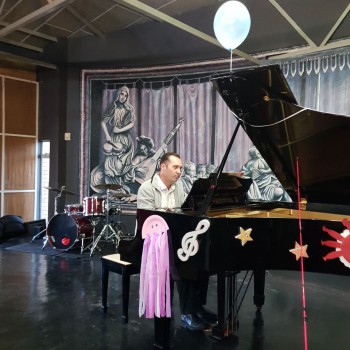 UnderSea_WhatsApp Image 2018-05-07 at 11.04.05(1)